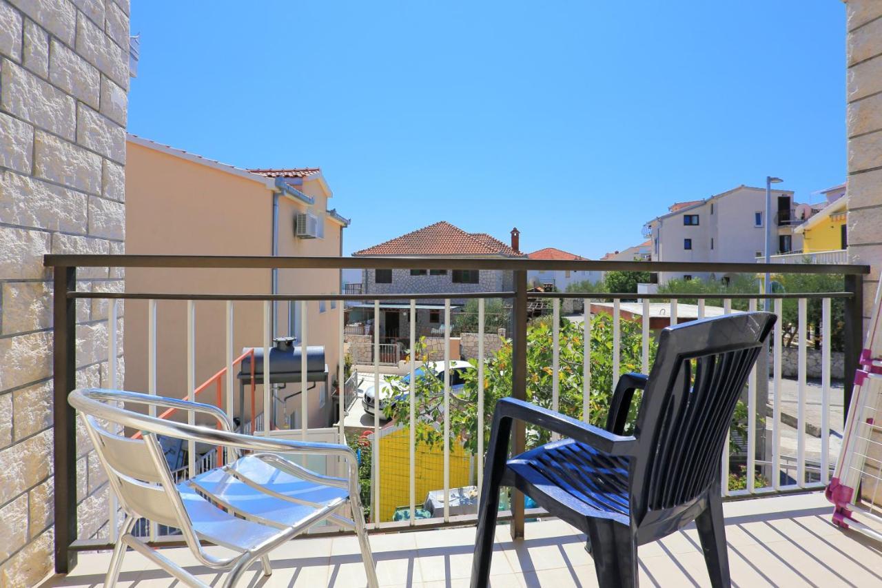 Apartments By The Sea Businci, Ciovo - 9450 Traù Esterno foto